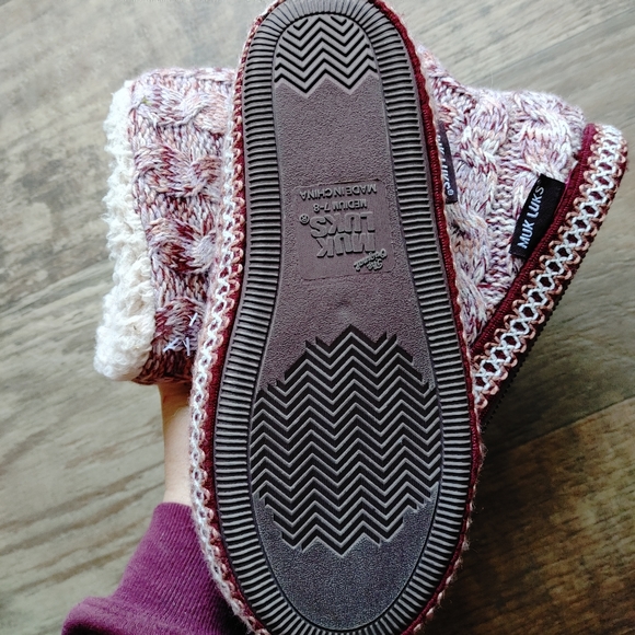 Muk Luks Maroon Sweater Ankle Boots Medium 7-8 - Picture 2 of 2